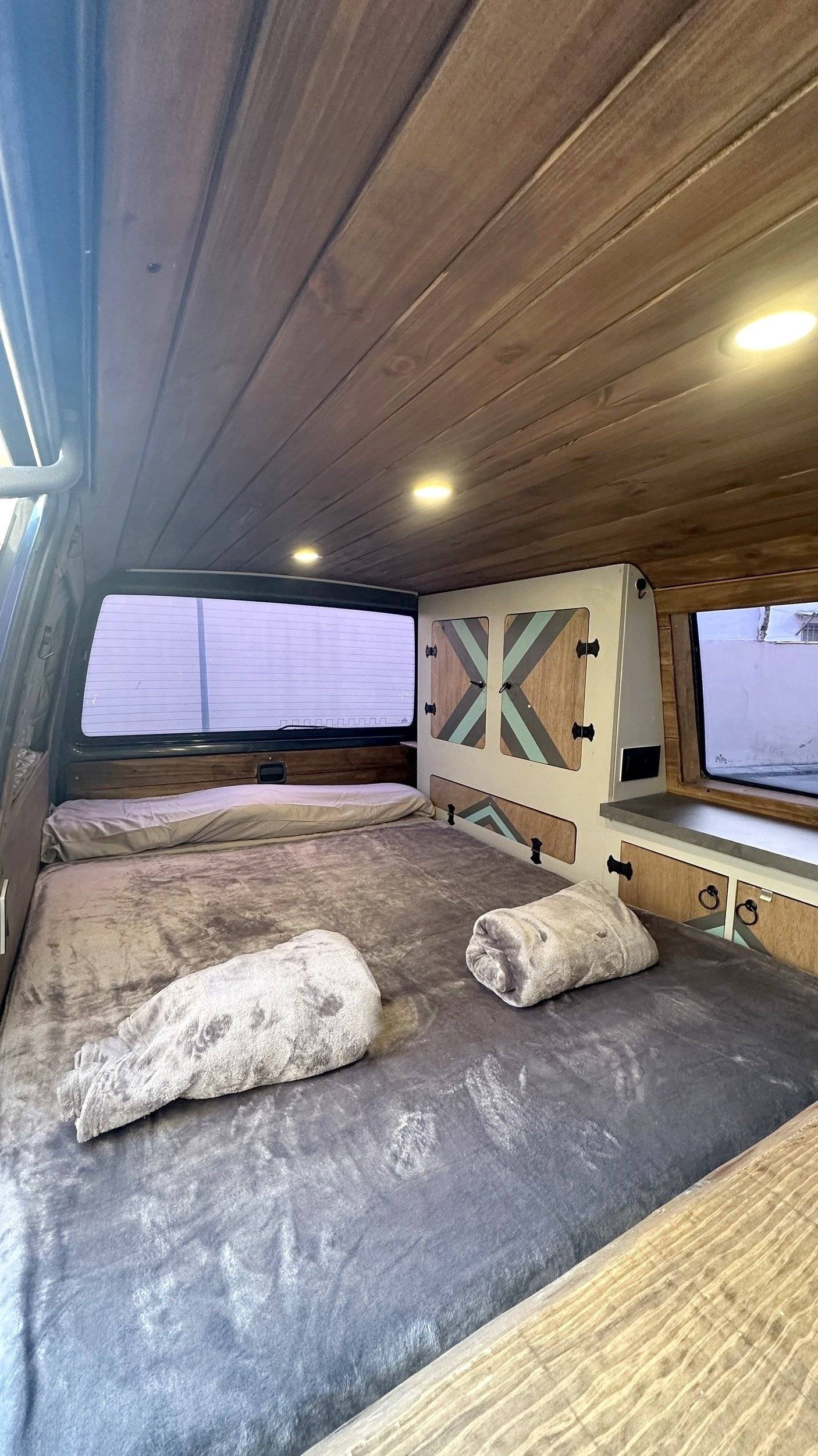 Volkswagen Caravelle Premium
