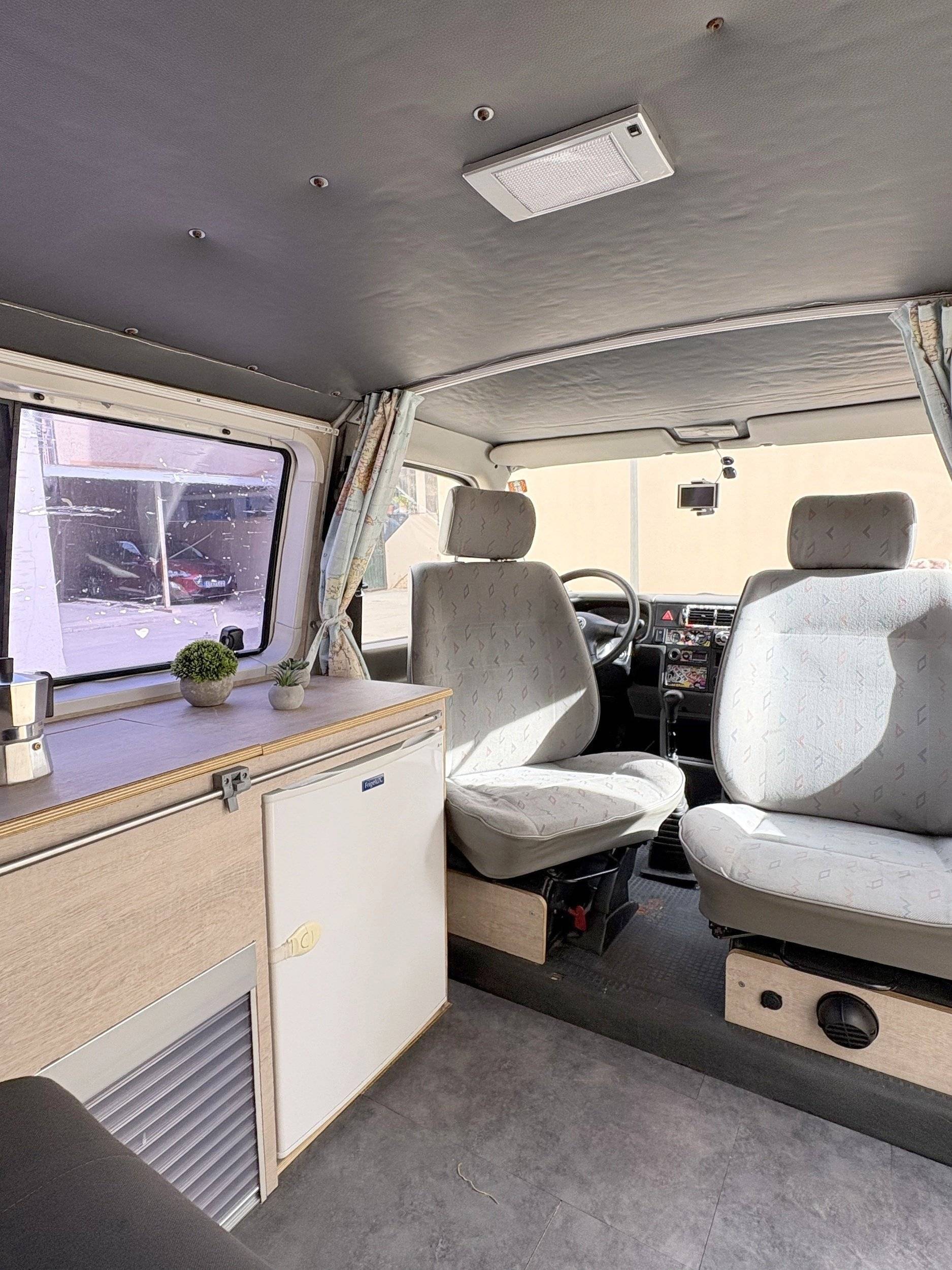 Volkswagen T4