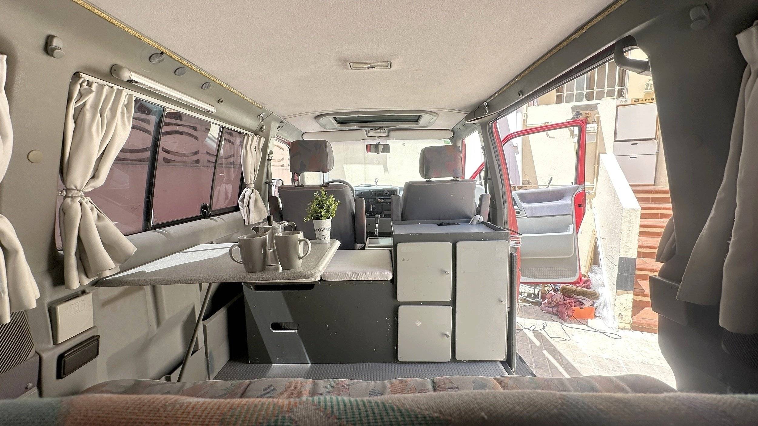 Volkswagen Caravelle